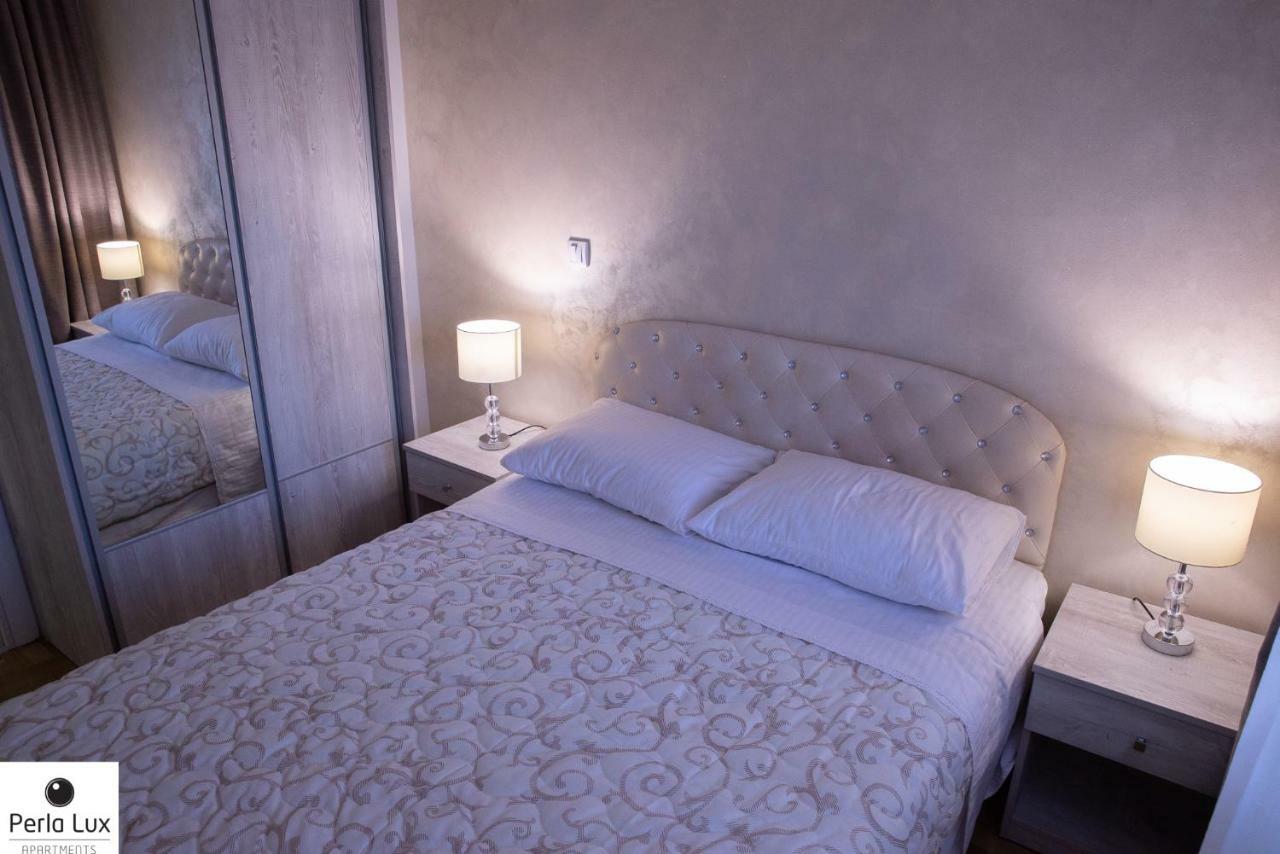 Perla Lux Apartments 阿然德洛维克 外观 照片