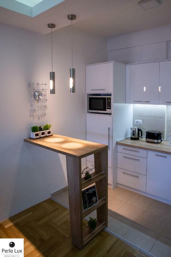 Perla Lux Apartments 阿然德洛维克 外观 照片